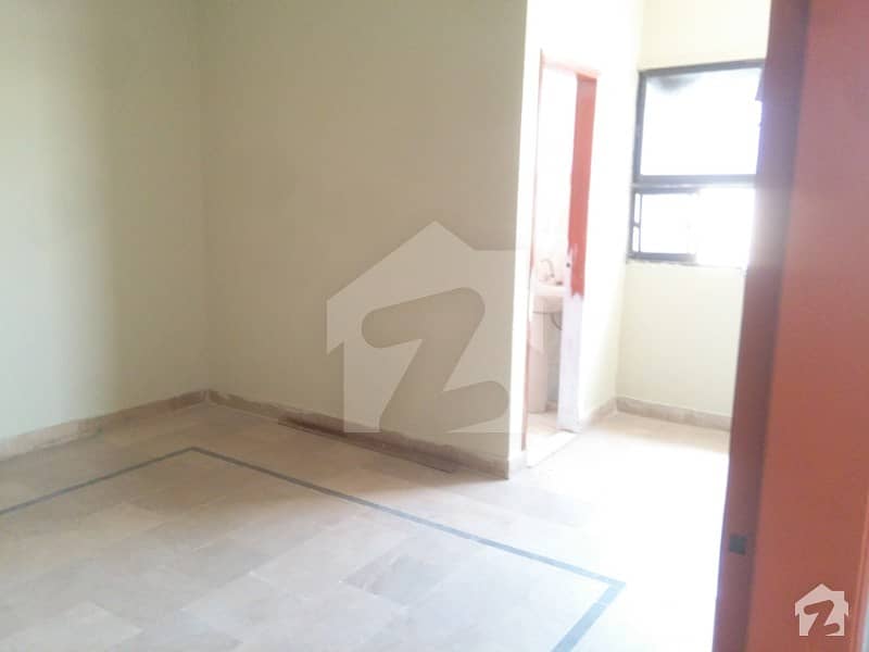 2 Bed DD Flat For Rent In Nazimabad No 5
