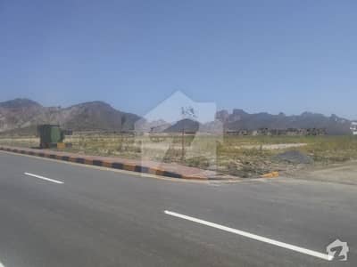 B-17 Prime Location Block C-1 Plot Size 30x60 Available For Sale B-17 Prime Location Block C-1 Plot Size 30x60 Available For Sale