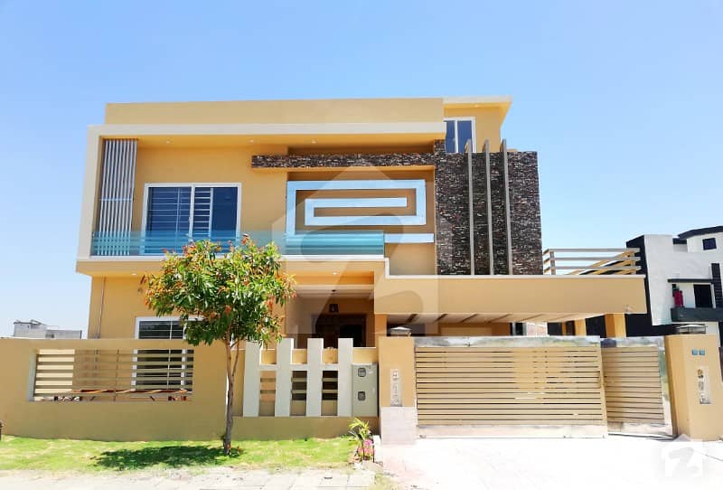 Elegant 13 Marla Solid House For Sale