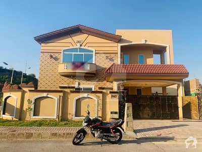 House For Sale At Good Location House For Sale At Good Location