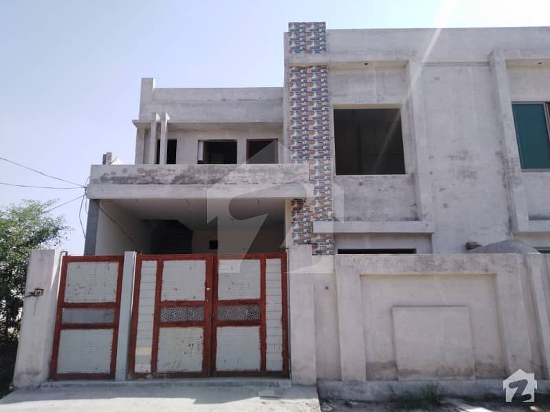 سرگودھا روڈ فیصل آباد میں 4 کمروں کا 6 مرلہ مکان 80 لاکھ میں برائے فروخت۔