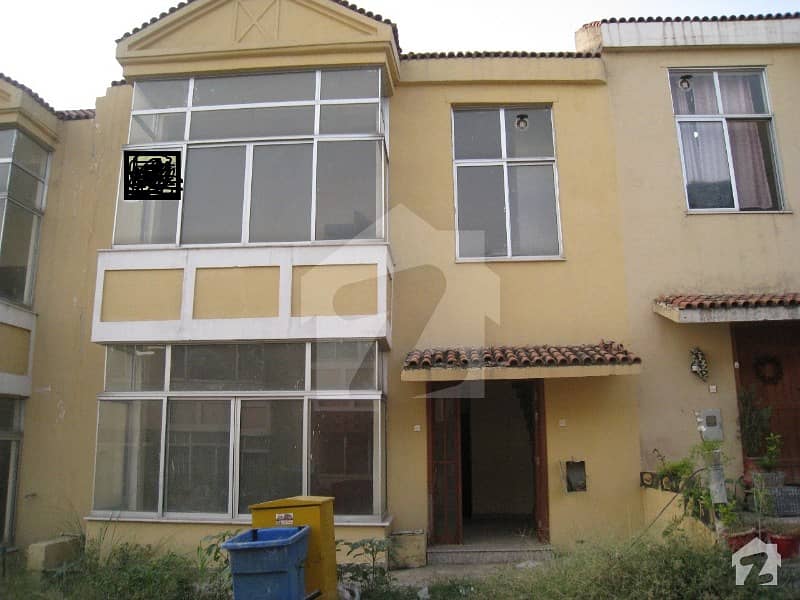 Rafi Block 3 Bed Villa Is Available For Sale