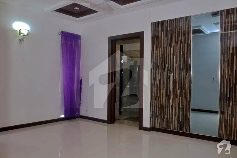 Hot Location 10 Marla House For Rent In Dha Lahore
