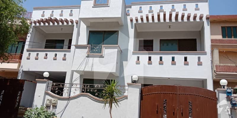 پی ڈبلیو ڈی ہاؤسنگ سکیم اسلام آباد میں 6 کمروں کا 14 مرلہ مکان 1.9 کروڑ میں برائے فروخت۔