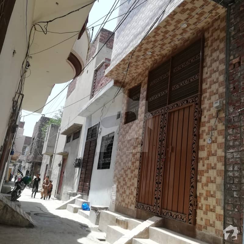 شاہدرہ لاہور میں 2 کمروں کا 2 مرلہ مکان 14 ہزار میں کرایہ پر دستیاب ہے۔