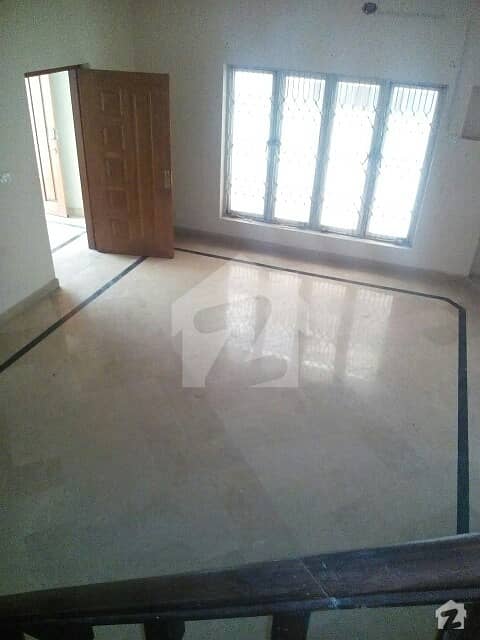 10 Marla 4 Bedroom  With Basement  Near Paf Market Sarfarz Rafiqui Road Lahore Cantt.