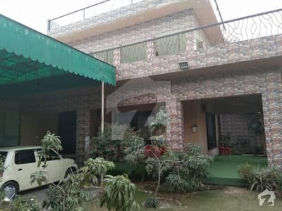 سگیاں والا بائی پاس روڈ لاہور میں 2 کمروں کا 2.7 کنال فارم ہاؤس 5.05 کروڑ میں برائے فروخت۔