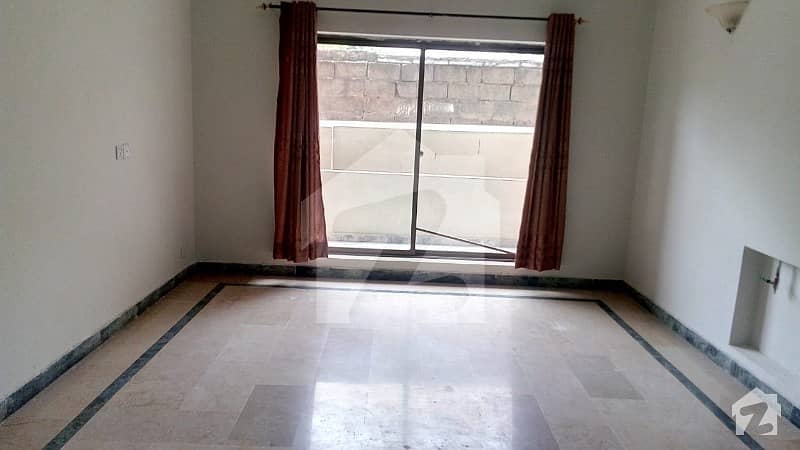 Property Connect Offers E-11 Triple Storey 1 Kanal Lush House Available For Commercial And Residential Use For Rent Suitable For It Telecom Software House Corporate Office And Any Type Of Offices