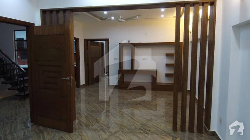 1 Kanal Modern Location Bungalow For Rent In DHA Lahore