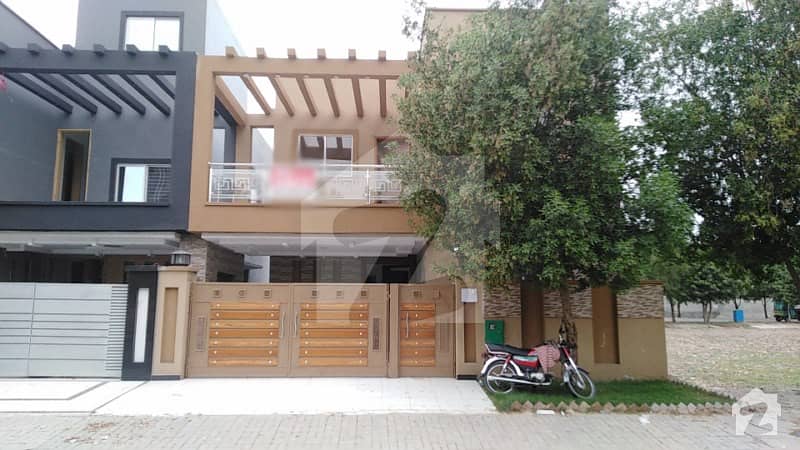 8 Marla Brand New House For Sale In C Block Of Bahria Orchard Lahore