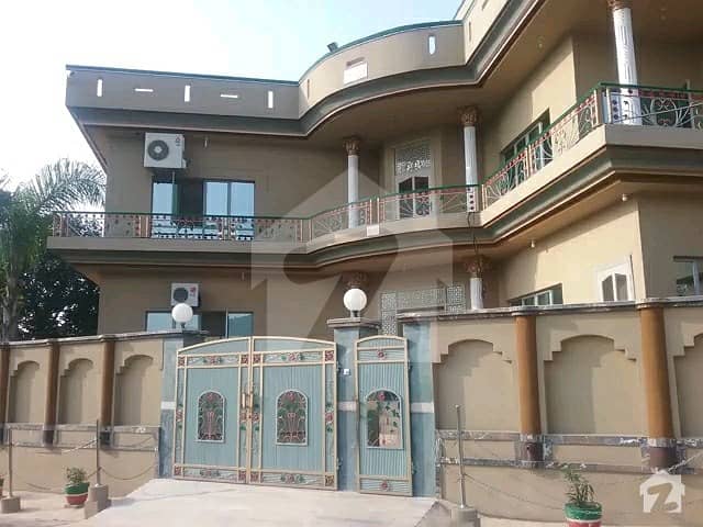 چتر اسلام آباد میں 6 کمروں کا 2.78 کنال مکان 5 کروڑ میں برائے فروخت۔