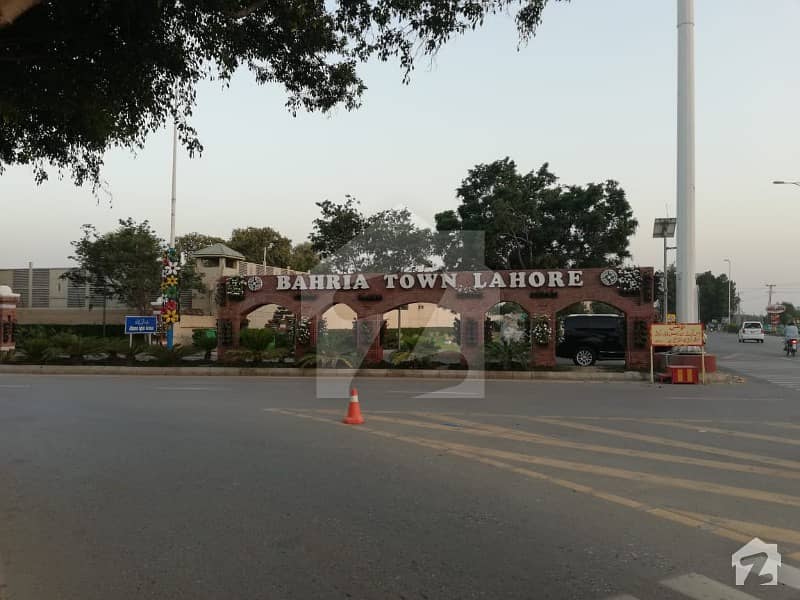 4 KANAL HOT LOCATION CORNER AND FACING PARK PLOT FOR SALE IN CVR BAHRIA TOWN LAHORE