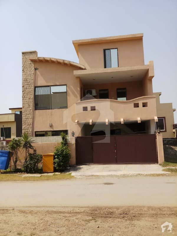 7 Marla  Double Unit House For Sale In Very Cheap Price