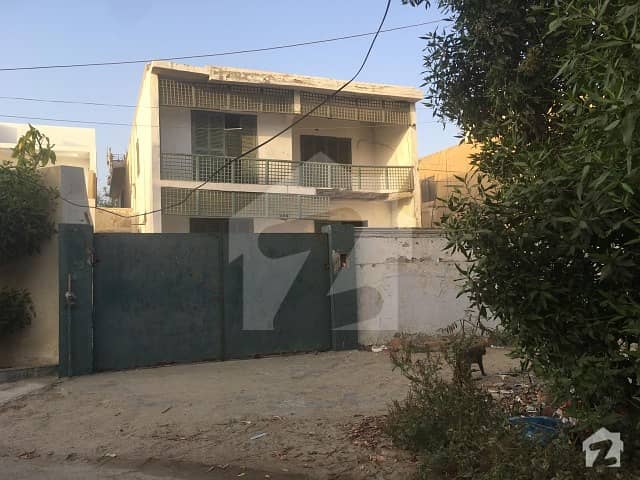 400 Sq Yard Double Unit House For Sale At Dha Phase 6 Near Rahat Darakshan Villa No Water Problem West Open Owner Chance Deal 41000000/-
