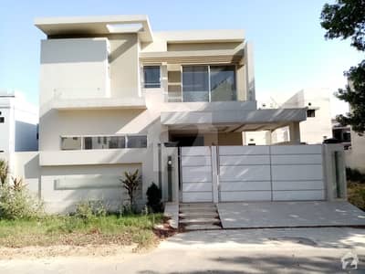 Well-Built House Available On Good Location Well-Built House Available On Good Location