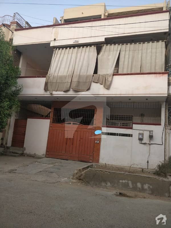 گلستانِِ جوہر ۔ بلاک 12 گلستانِ جوہر کراچی میں 6 کمروں کا 8 مرلہ مکان 2. 5 کروڑ میں برائے فروخت۔