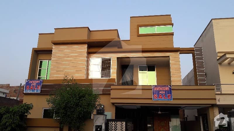 11 Marla Brand New Prime Location House For Sale In Bahria Town Lahore