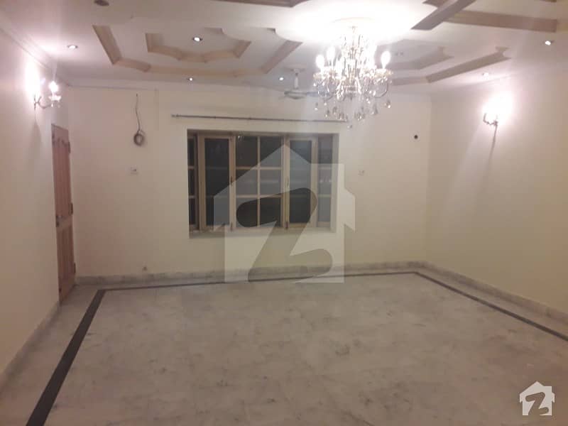 F-10 Size 333 Sq Yd House Is Available For Rent With Marble Flooring Full House 5 Beds Rent Demand 130000 Real Pic