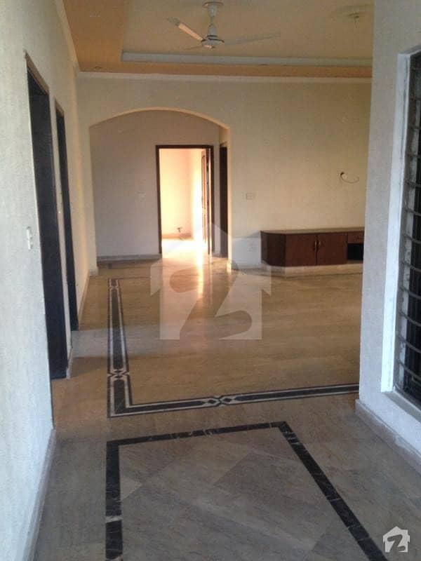 1 Kanal Upper Portion For Rent In Valencia