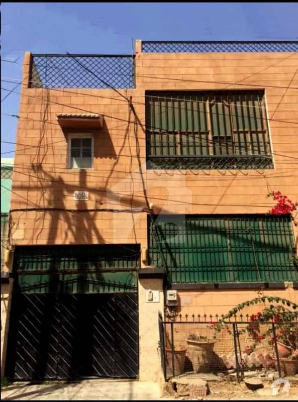 صفورا گوٹھ گلستانِ جوہر کراچی میں 4 کمروں کا 5 مرلہ مکان 1.1 کروڑ میں برائے فروخت۔