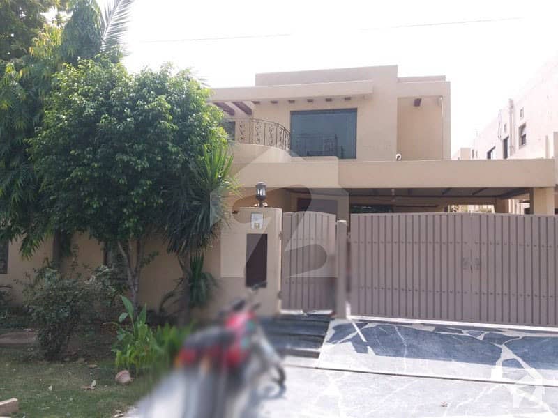 House Is Available For Rent Near To Park