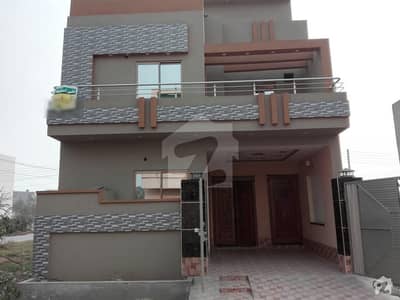 Here Is A Good Opportunity To Live In A Well-Built Double Storey House Here Is A Good Opportunity To Live In A Well-Built Double Storey House