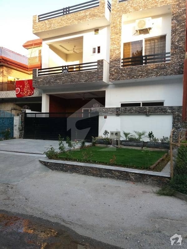 G9-4 30*50,new double story house for urgent sale nice location