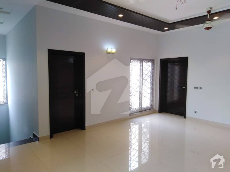 10 Marla Full House Available For Rent in DHA phase 8 at Very Reasonable Rental Price