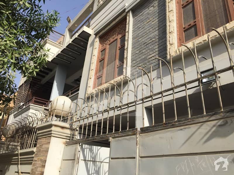 گلستانِِ جوہر ۔ بلاک 12 گلستانِ جوہر کراچی میں 4 کمروں کا 16 مرلہ زیریں پورشن 2.5 کروڑ میں برائے فروخت۔