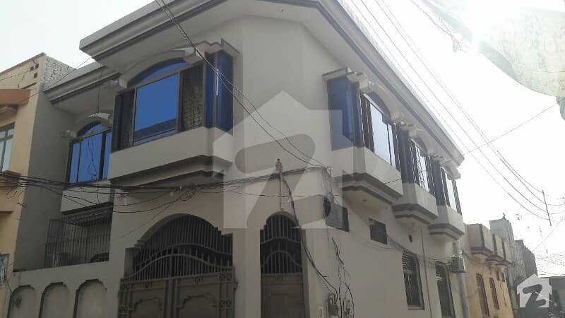 جناح روڈ گوجرانوالہ میں 7 کمروں کا 5 مرلہ مکان 1.1 کروڑ میں برائے فروخت۔