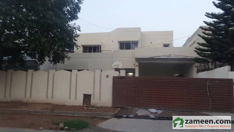 عسکری 12 راولپنڈی میں 5 کمروں کا 1 کنال مکان 6.4 کروڑ میں برائے فروخت۔