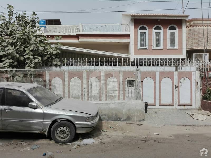 Single Story House Available For Sale In Good Location Single Story House Available For Sale In Good Location