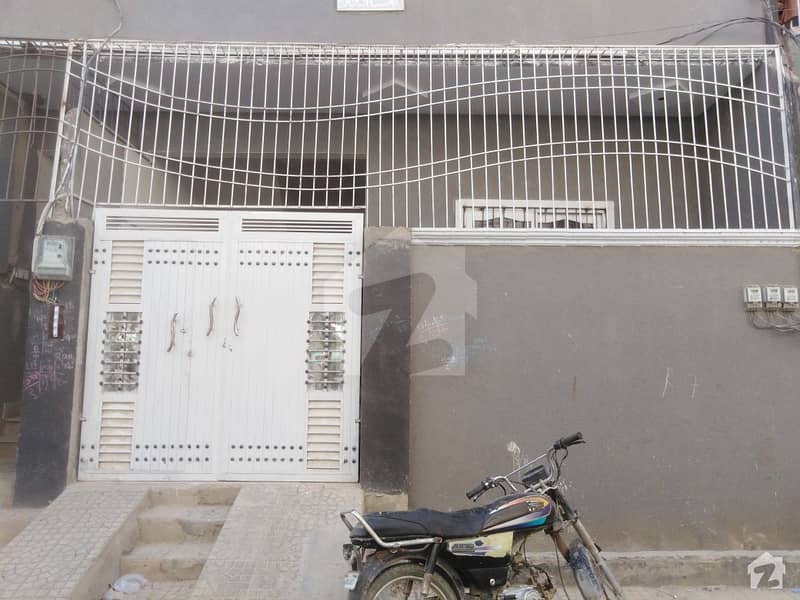 بفر زون - سیکٹر 15-A / 4 بفر زون نارتھ کراچی کراچی میں 2 کمروں کا 5 مرلہ پینٹ ہاؤس 50 لاکھ میں برائے فروخت۔