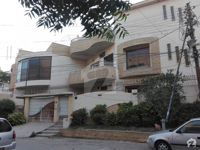 عامر خسرو کراچی میں 5 کمروں کا 11 مرلہ مکان 2 لاکھ میں کرایہ پر دستیاب ہے۔