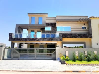 14 Marla Specious House At Outstanding Location 14 Marla Specious House At Outstanding Location