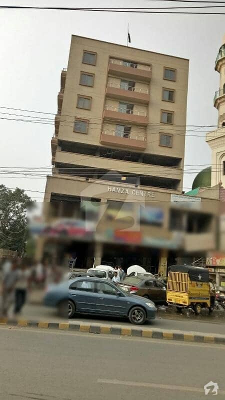 منٹگُمری روڈ لاہور میں 0. 48 مرلہ دکان 22 لاکھ میں برائے فروخت۔