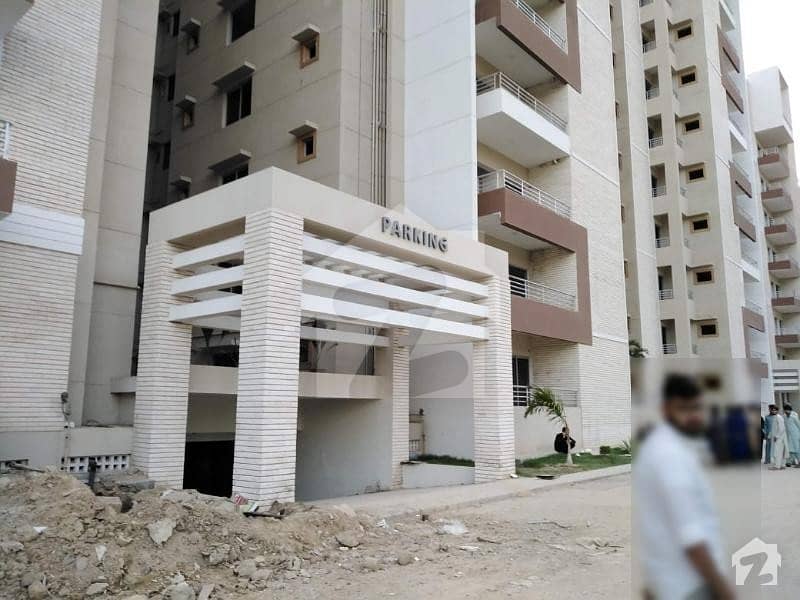 نیول ہاؤسنگ سکیم کراچی میں 5 کمروں کا 16 مرلہ فلیٹ 11 کروڑ میں برائے فروخت۔