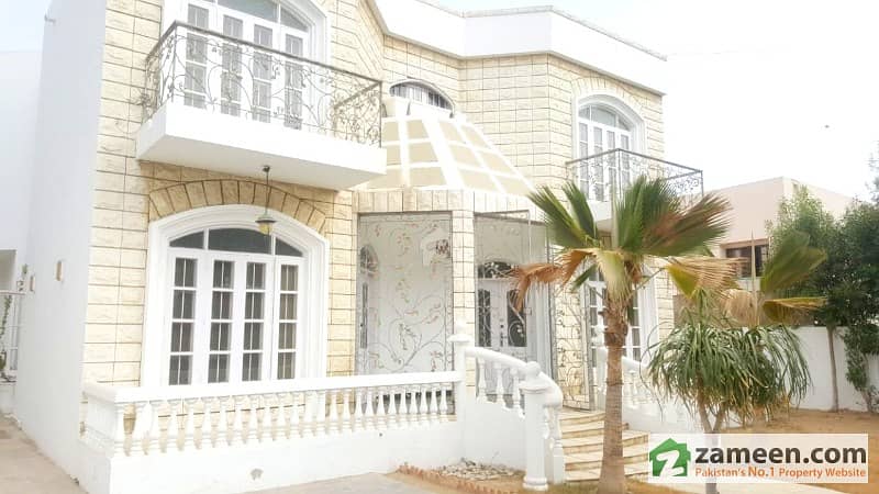 Incomparable Price Well Maintained Architect Design Bungalow In Dha Phase 6