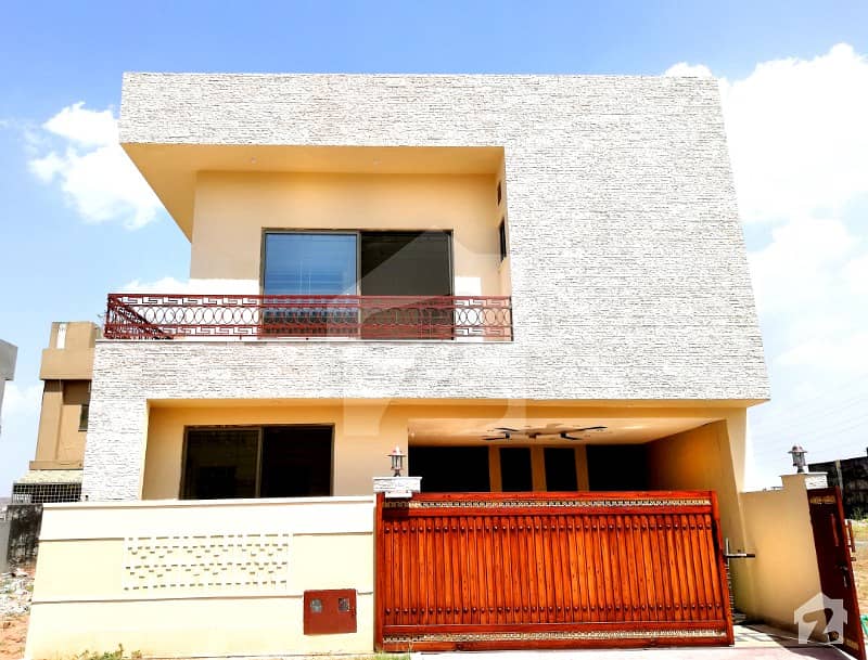 7 Marla Self Made Solid House For Sale 7 Marla Self Made Solid House For Sale