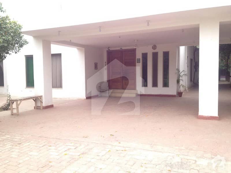 4 Kanal Farmhouse Available For Sale On Bedian Road