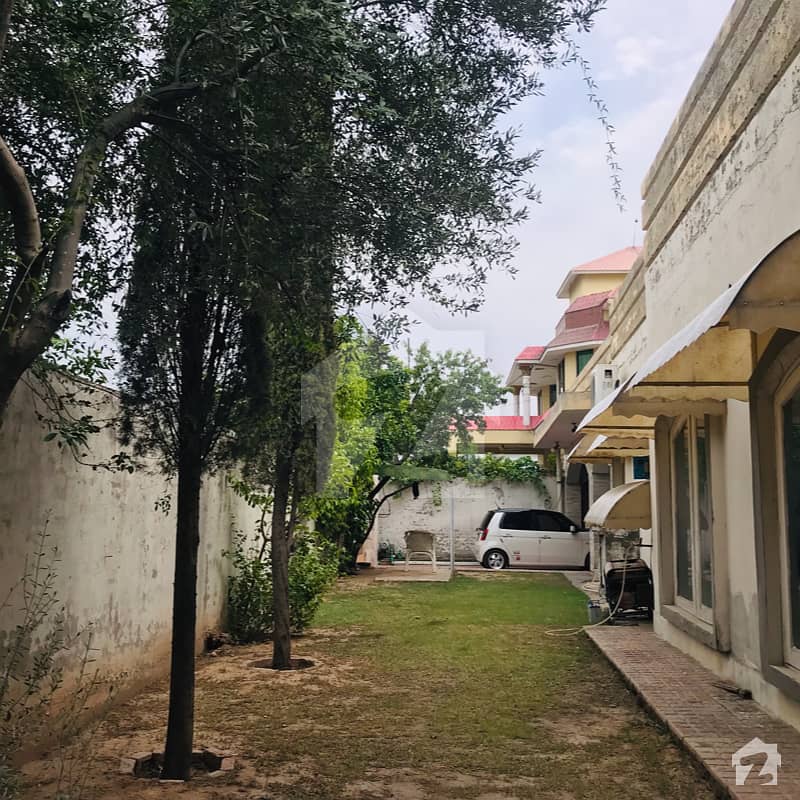 2 Kanal Bungalow For Sale