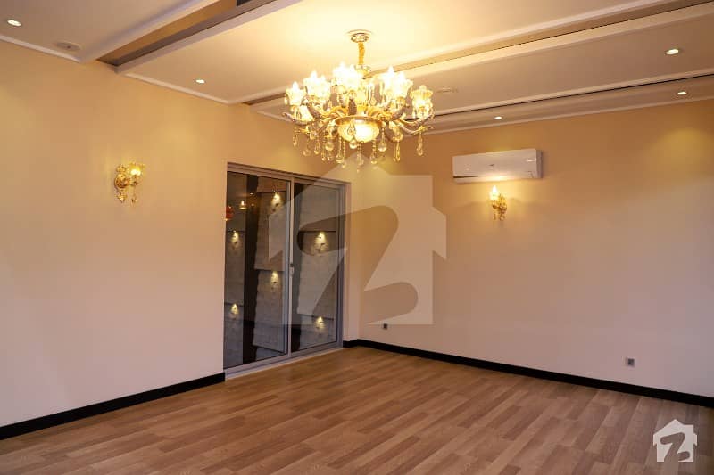 Soneri Estate Offer 1 Kanal Royal Place Out Class Modern Luxury Bungalow For Sale In DHA Phase 5