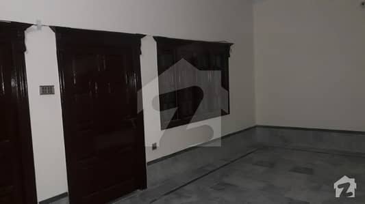 4 Rooms With Attached Bath Portion For Rent