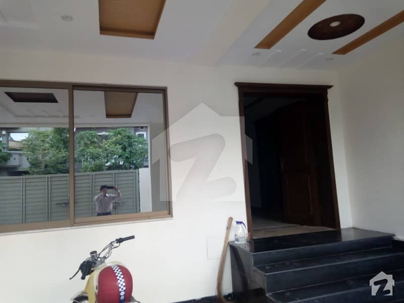 Green Avenue 4 Bed Ground Floor 1 Kanal Without Gas Rent 65000