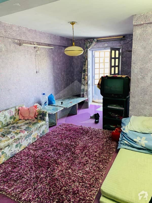 جھیکا گلی مری میں 2 کمروں کا 4 مرلہ فلیٹ 32 لاکھ میں برائے فروخت۔ جھیکا گلی مری میں 2 کمروں کا 4 مرلہ فلیٹ 32 لاکھ میں برائے فروخت۔