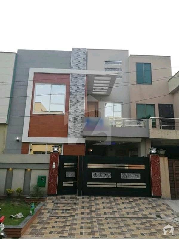 5 Marla Brand new house for sale bahria town Lahore sector D block aa