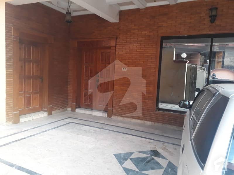 Double Unit House For Sale In Peshawer Road Lane 7