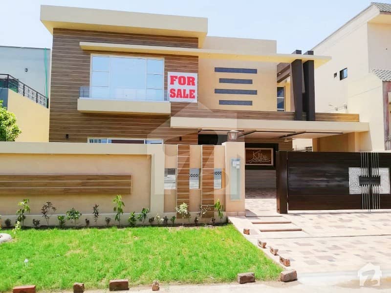 1 Kanal New Beautiful Design Bungalow In State Life Society Phase 1 Near Park