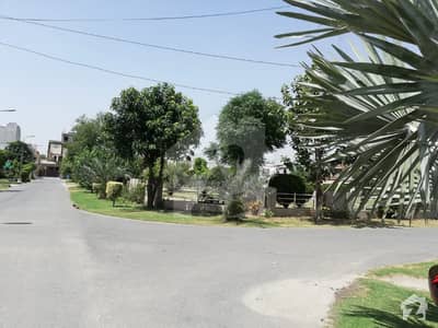 Leads Offer 10 Marla Slightly Used Bungalow Facing Airport Leads Offer 10 Marla Slightly Used Bungalow Facing Airport