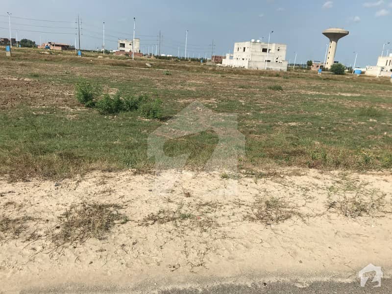 Bankers Avenue 9 Marla Level Plot On Main Boulevard Just 61 Lac